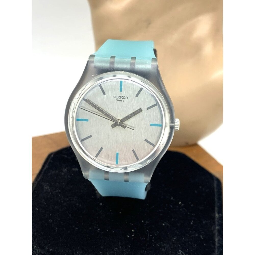 Swatch Women's Watch GM185 Sea Pool Swiss Quartz Silver Blue Rubber Band 34mm